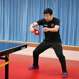 中国基準のバックドライブ術「手打ちではなく全身のパワーを使う」