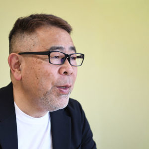 全国大会はプロコーチの営業活動の場になっている。卓球の普及を妨げていないのか