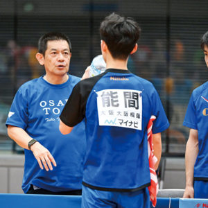 【People】山岡弘明、選手との距離感を変えずに指導してきた37年　