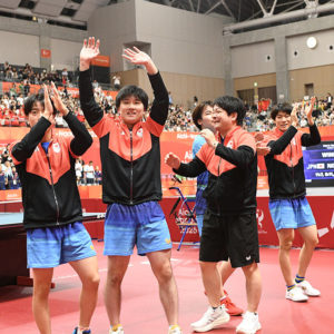 日本男子が中国に勝つのは1997年以来、29年ぶりの快挙。「勝つから待っとけ」で卓球流行語大賞！